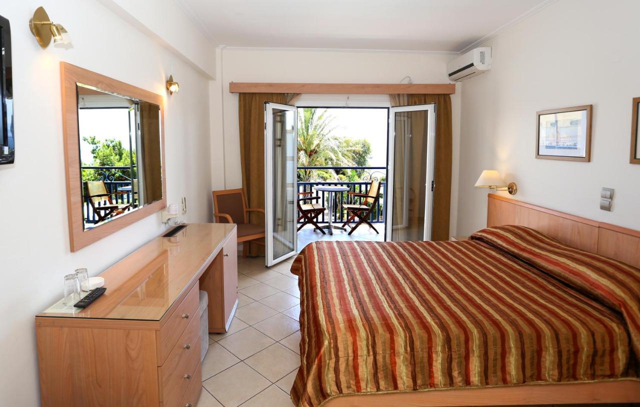 Danae Hotel Aegina Luaran gambar